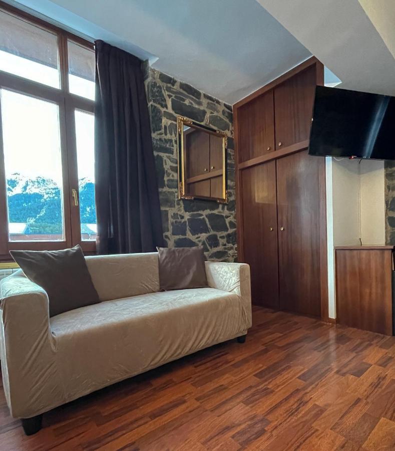 Hotel Amoretes La Molina  Eksteriør bilde