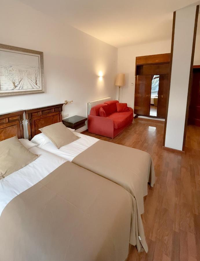 Hotel Amoretes La Molina  Eksteriør bilde