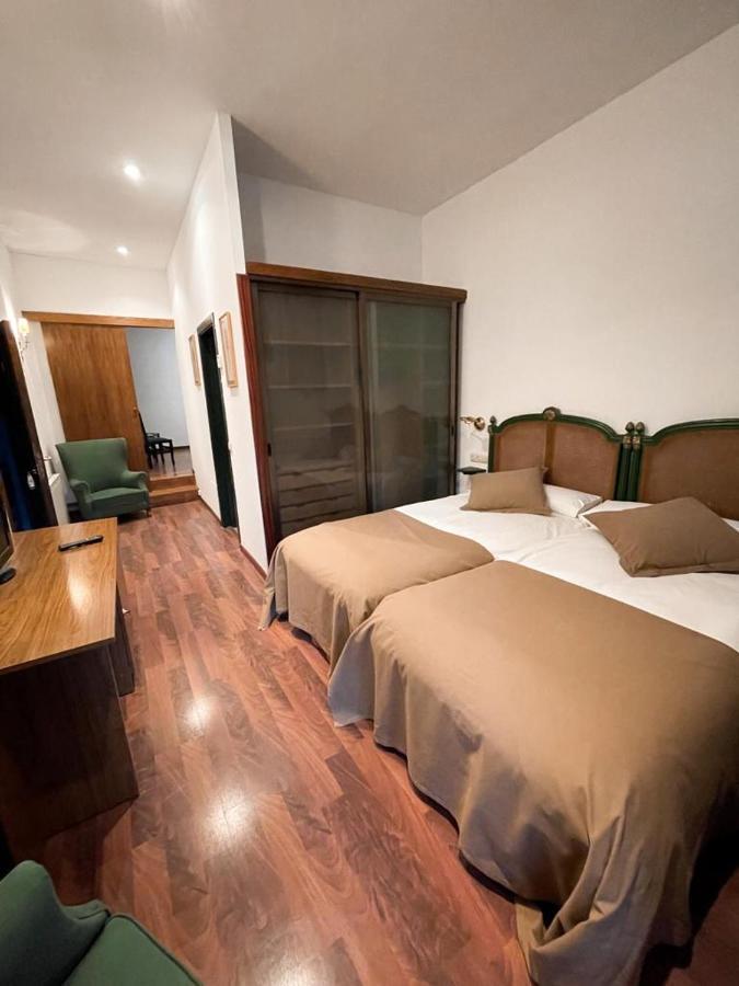 Hotel Amoretes La Molina  Eksteriør bilde