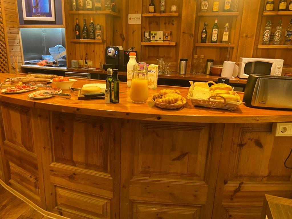 Hotel Amoretes La Molina  Eksteriør bilde