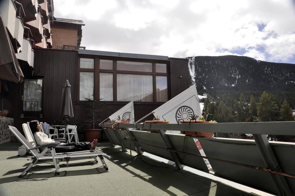 Hotel Amoretes La Molina  Eksteriør bilde