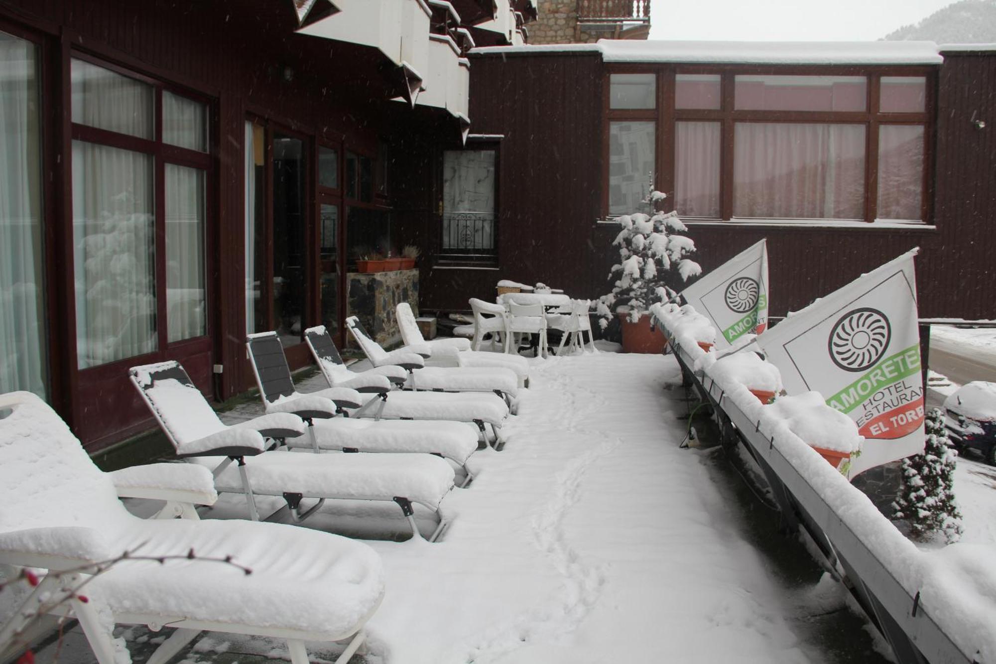 Hotel Amoretes La Molina  Eksteriør bilde